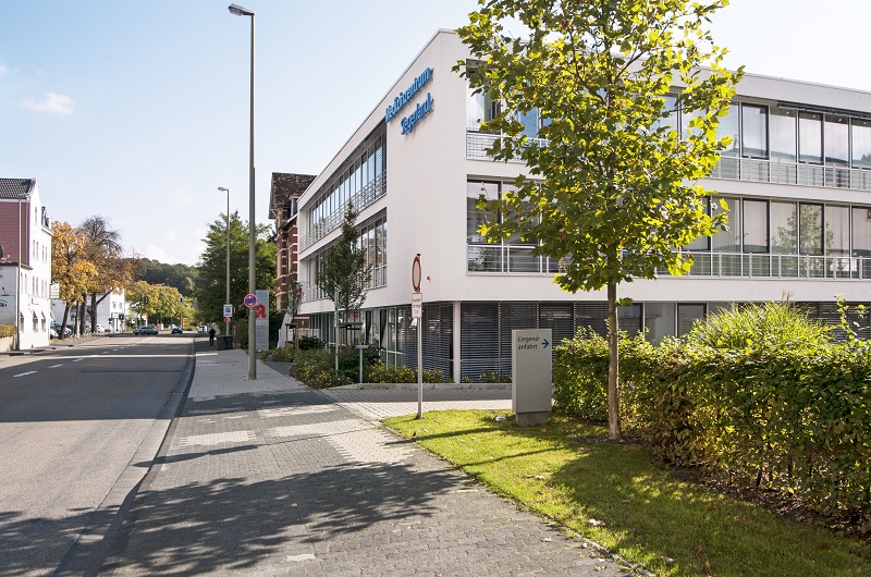 Vierbaum Filiale Siegen Außenansicht